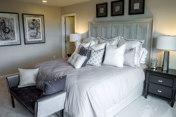 4 Ways To Make Your Bed Feel More Comfortable