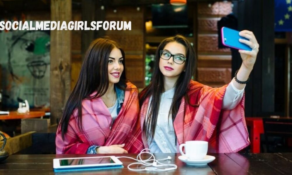 SocialMediaGirlsForum