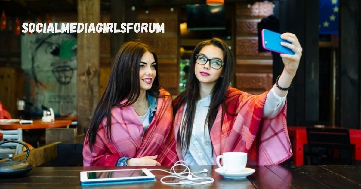 SocialMediaGirlsForum