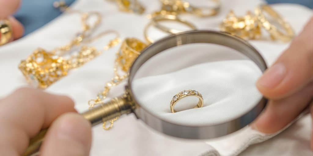 Smart Shopping: How to Identify Real Jewelry and Avoid Counterfeits